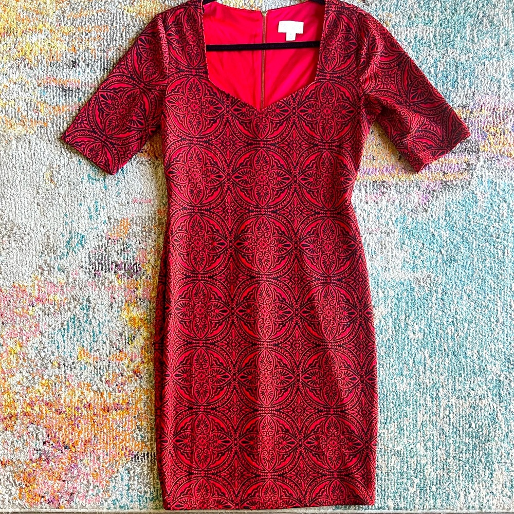 Bison Bisou Red and Black Graphic Sweetheart Bodycon SS Dress, Size 8